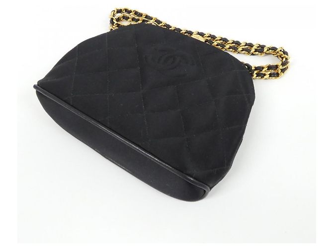 Sac à main en satin noir Chanel - vue 3