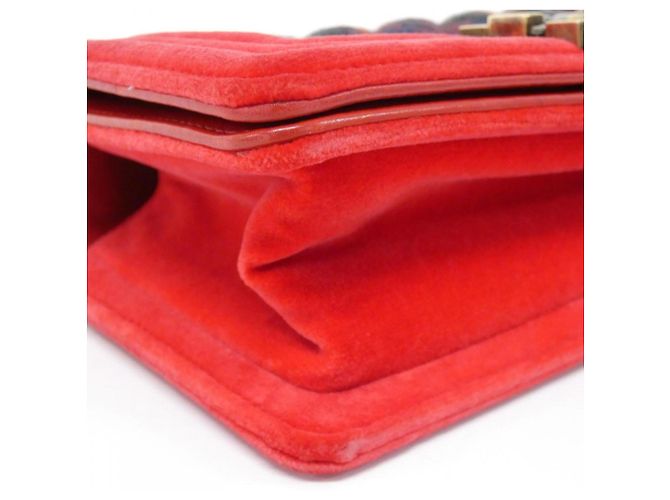 Borsa a tracolla Chanel Boy Line 67774 Rosso Verde - vista 4