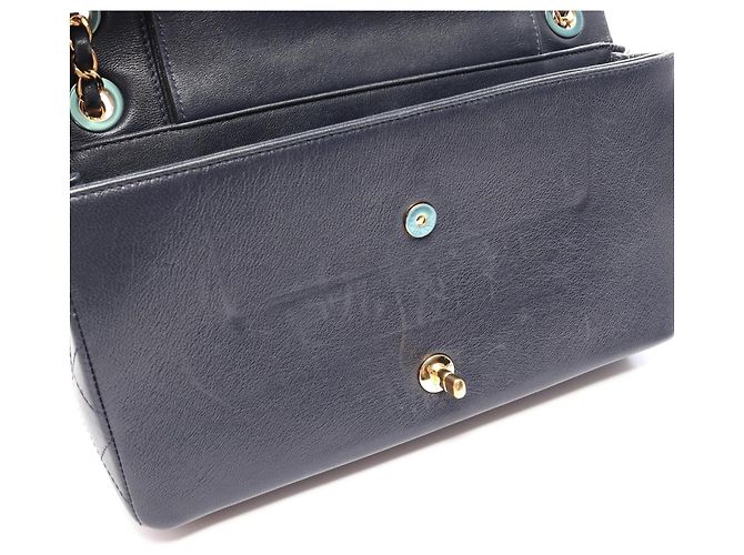 Borsa a tracolla Chanel Mademoiselle Matelassé Double Flap Blu navy - vista 12