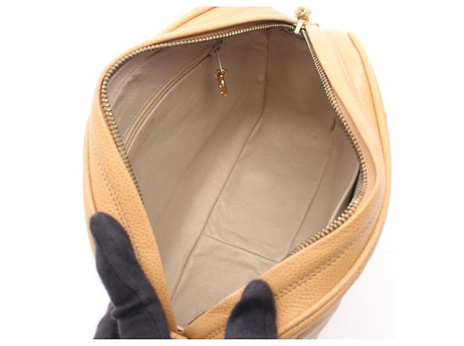 Timeless Borsa a Spalla Chanel Matelassé Beige - vista 3