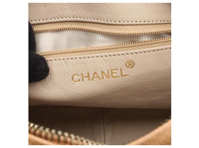 Timeless Borsa a Spalla Chanel Matelassé Beige - vista 4