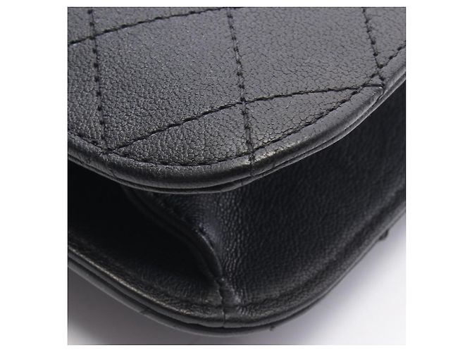 Borsa a tracolla Chanel in pelle matelassé nera Nero - vista 6