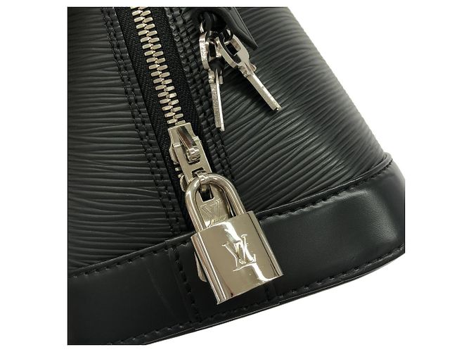 Borsa Louis Vuitton Epi Alma PM M40302 Nero - vista 4