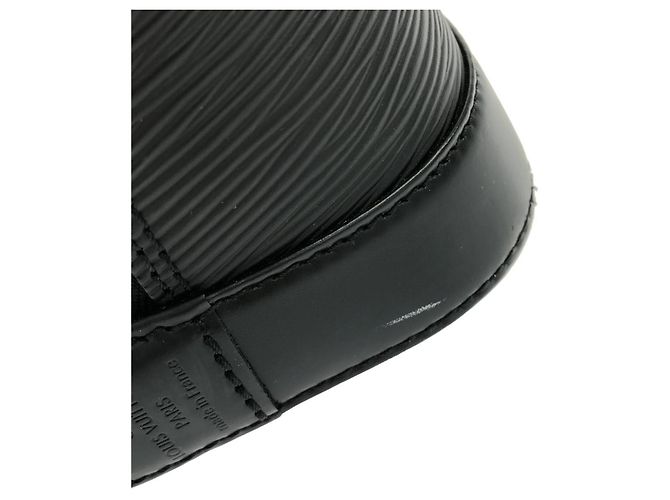 Borsa Louis Vuitton Epi Alma PM M40302 Nero - vista 5