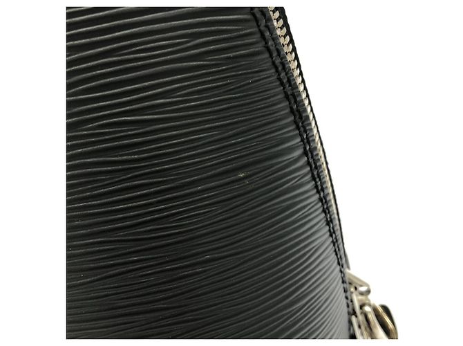 Borsa Louis Vuitton Epi Alma PM M40302 Nero - vista 7