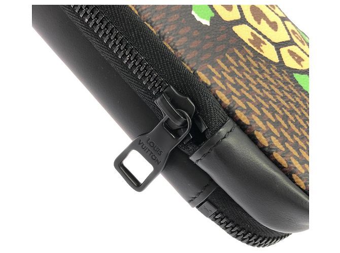 Borsa a mano Louis Vuitton Damier Giant Double Phone Nero Damier ebene - vista 4