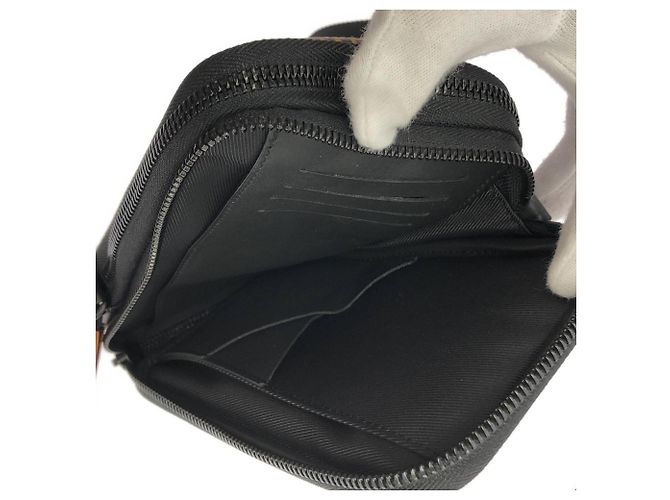 Borsa a mano Louis Vuitton Damier Giant Double Phone Nero Damier ebene - vista 8