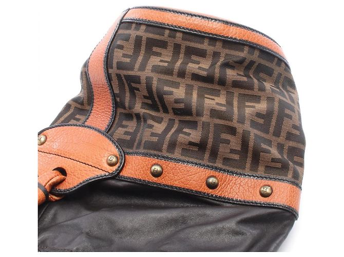 Bolso Bucket Fendi Zucca Castaño Negro - vista 8