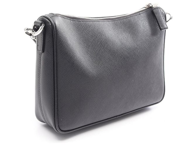 Borsa a tracolla da viaggio in Saffiano Prada Nero - vista 2