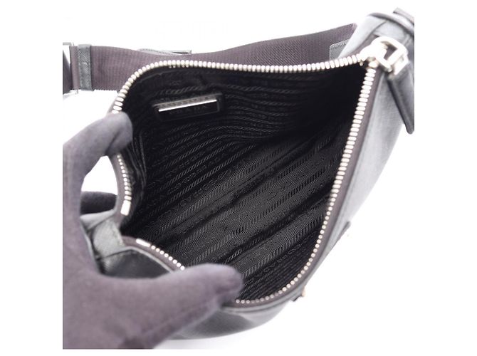 Borsa a tracolla da viaggio in Saffiano Prada Nero - vista 3