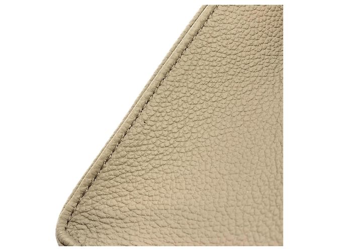 Borsa Louis Vuitton Bicolor Monogram Empreinte OnTheGo BB Beige Grigio - vista 8