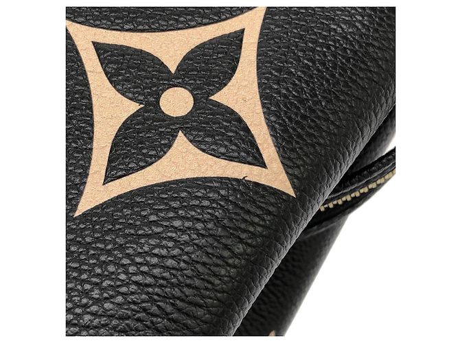 Borsa Louis Vuitton Bicolor Monogram Empreinte Petit Palais PM Nero Beige - vista 5