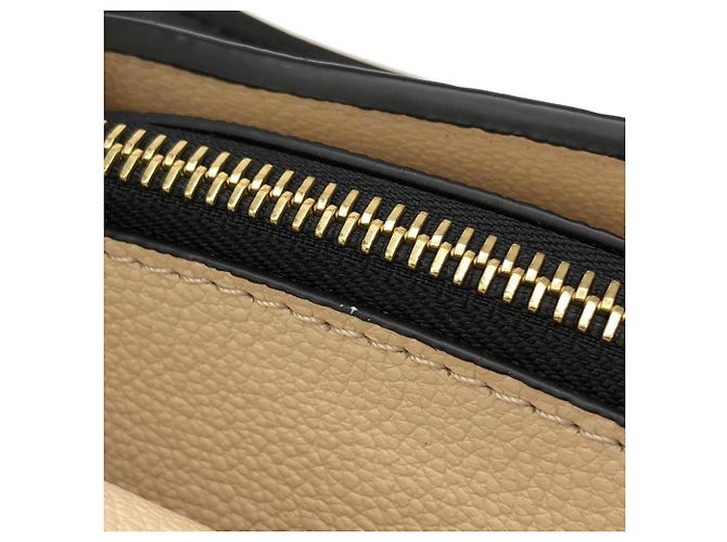 Borsa Louis Vuitton Bicolor Monogram Empreinte Petit Palais PM Nero Beige - vista 6
