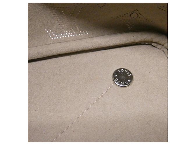 Borsa Louis Vuitton Mahina Blossom PM Marrone Beige - vista 8