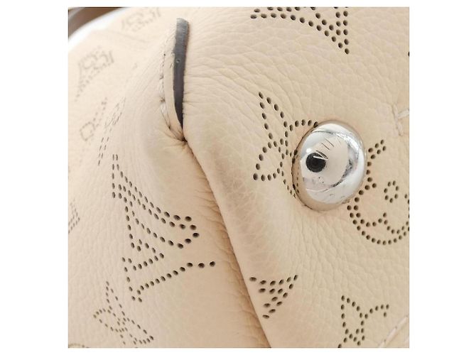 Borsa Louis Vuitton Mahina Hina PM Beige - vista 2
