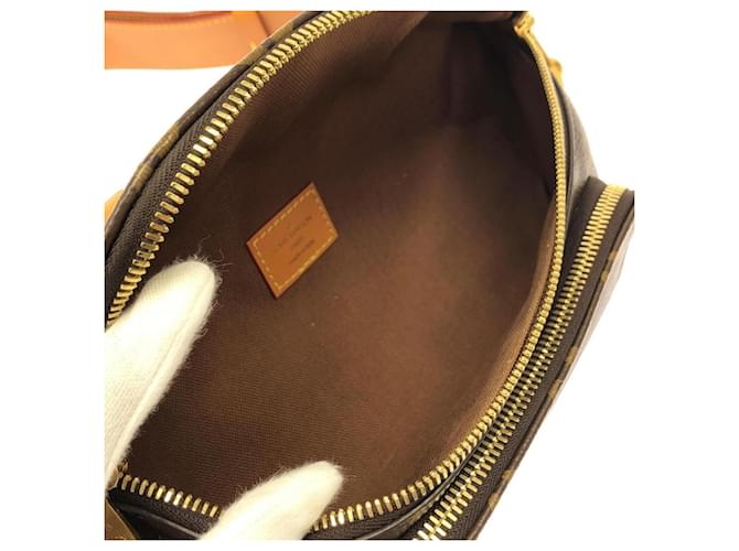 Bumbag Borsa a tracolla Louis Vuitton Monogram Archive Rush Marrone - vista 7