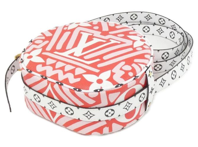 Borsa a tracolla Louis Vuitton LV Crafty Boite Chapeau Souple Rosso - vista 2