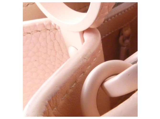 Borsa Louis Vuitton Capucines BB Rosa - vista 4