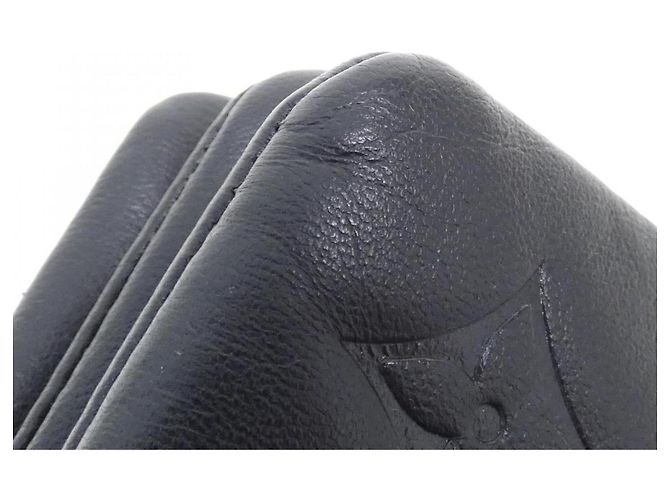 Louis Vuitton Coussin Belt Bag M81125 Nero - vista 2