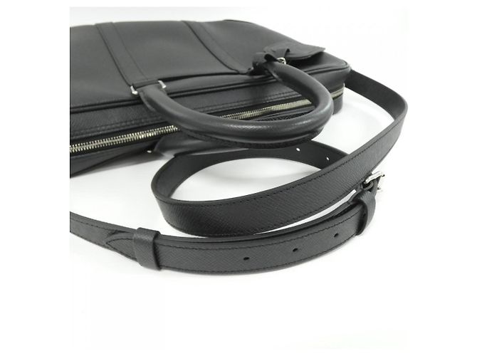 Borsa Louis Vuitton Taiga Porte Documents Voyage Nero - vista 6