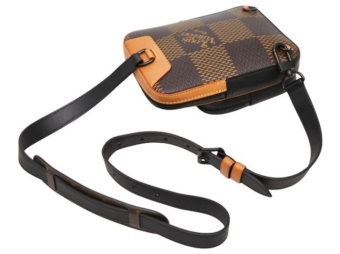 Louis Vuitton x NIGO Damier Giant Amazon Sling Bag Marron Noir - vue 8