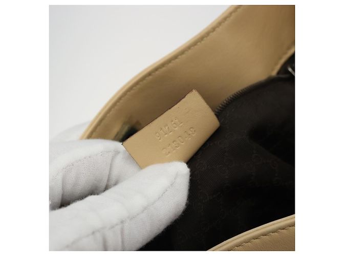 Gucci Vintage Flat Messenger in pelle Beige - vista 7