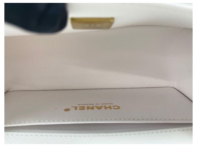 Borsa a Spalla Chanel Caviar Skin Boy Small - White Bianco - vista 11