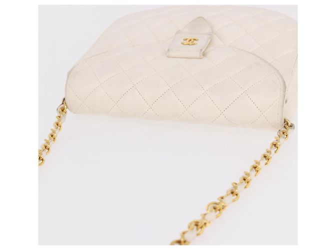 CHANEL Borsa a Spalla Matelasse con Catena in Pelle di Agnello Bianco Oro CC Auth 190491 D'oro - vista 6