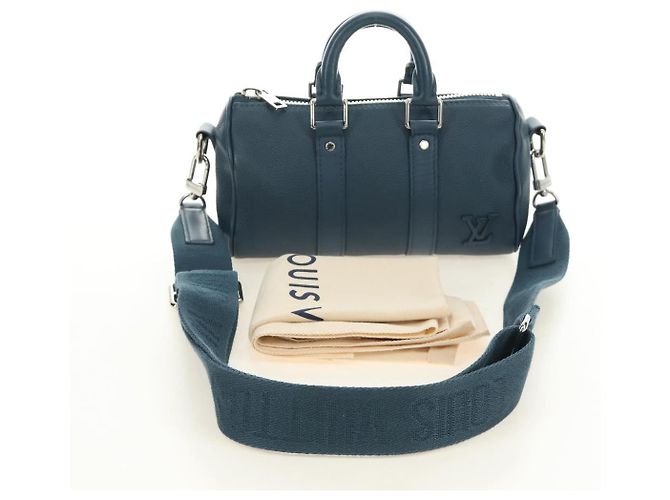 Borsa Keepall XS Aerogram LOUIS VUITTON in pelle blu M81003 LV Auth 189893M - vista 12