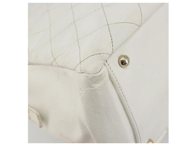 CHANEL Matelasse Chain Shoulder Bag Caviar Skin White Gold CC Auth BA13999 Bianco D'oro - vista 11