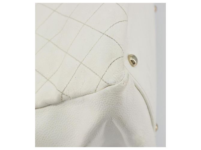 CHANEL Matelasse Chain Shoulder Bag Caviar Skin White Gold CC Auth BA13999 Bianco D'oro - vista 13