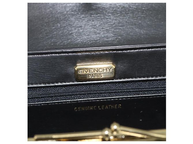 Borsa a Spalla con Catena GIVENCHY in Pelle Nera Oro Auth 190822A Nero D'oro - vista 16