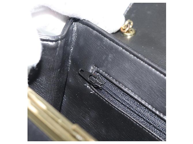 Borsa a Spalla con Catena GIVENCHY in Pelle Nera Oro Auth 190822A Nero D'oro - vista 20