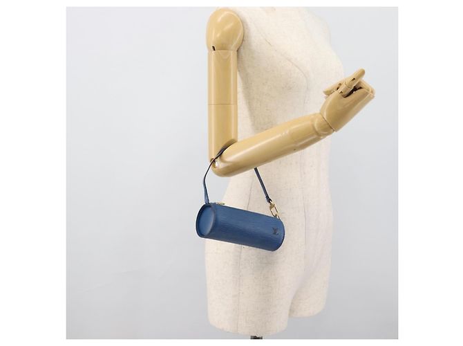 LOUIS VUITTON Epi Soufflot Pouch Blue LV Auth 189802 - vista 21