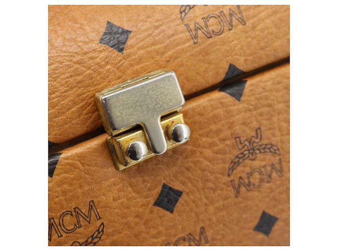 Borsa Vanity MCM Vicetos Logogram PVC Pelle Marrone Oro Auth 190615A D'oro - vista 14