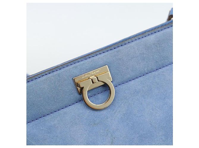 Borsa a tracolla Salvatore Ferragamo Gancini in scamosciato blu e oro Auth 190833 D'oro - vista 14