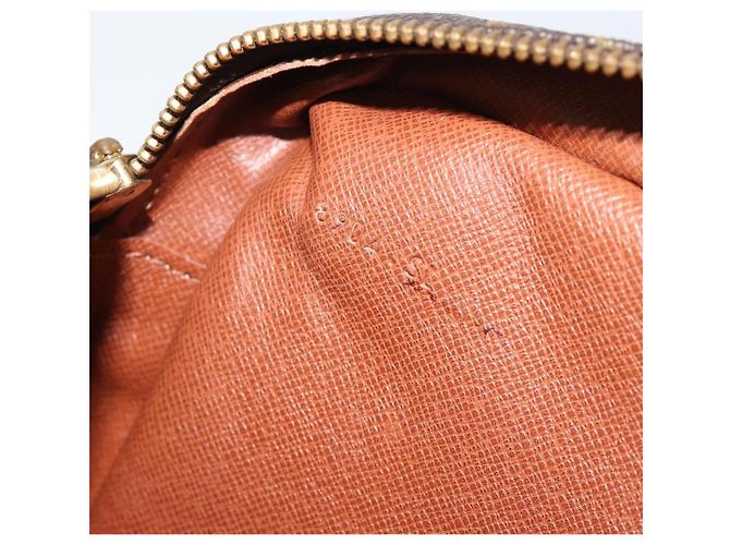 LOUIS VUITTON Monogram Compiegne 28 Clutch Bag M51845 LV Auth ar13985 Monogramma - vista 12