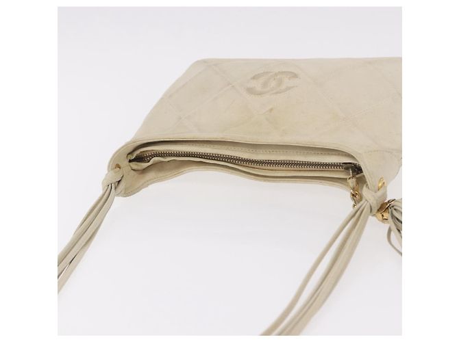 CHANEL Matelasse Shoulder Bag Lamb Skin White Gold CC Auth BA13767 - vista 7