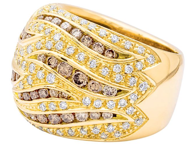 Anello Damiani in oro giallo, pavé di diamanti, diamanti marroni. - vista 2