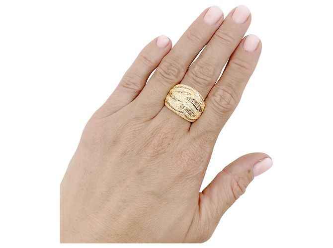 Anello Damiani in oro giallo, pavé di diamanti, diamanti marroni. - vista 6