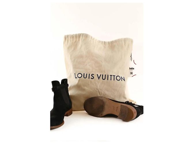 Louis Vuitton Botas negras con hebillas Negro - vista 6