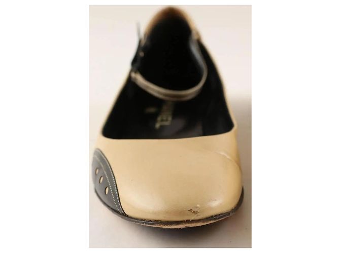 Bailarinas Chanel de piel beige - vista 4