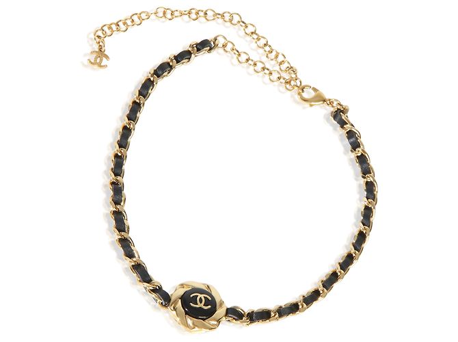 Gabrielle Collana Choker Chanel in pelle CC placcata oro 2022 - vista 3