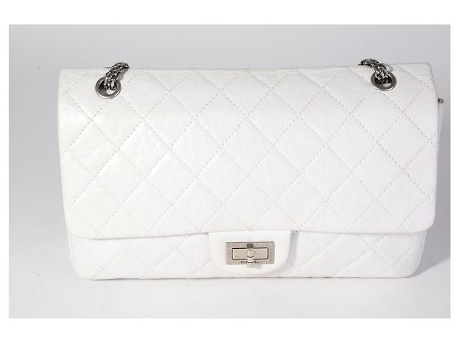 Chanel White Aged Calfskin Quilted 2.55 Reissue 227 Flap Bianco - vista 8