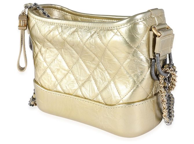Chanel Gabrielle Hobo Small in pelle di vitello trapuntata oro - vista 3