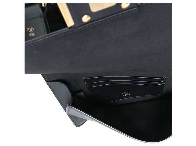 Mini borsa Baguette piatta Fendi in pelle di vitello nera con tracolla 'Strap You' nera Nero - vista 4