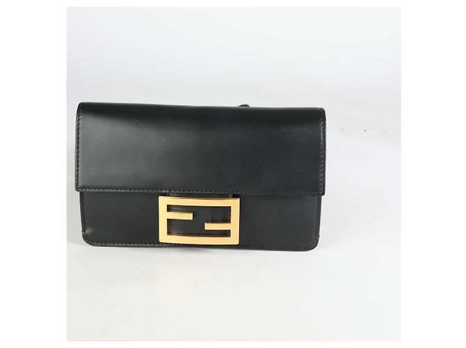 Mini borsa Baguette piatta Fendi in pelle di vitello nera con tracolla 'Strap You' nera Nero - vista 7