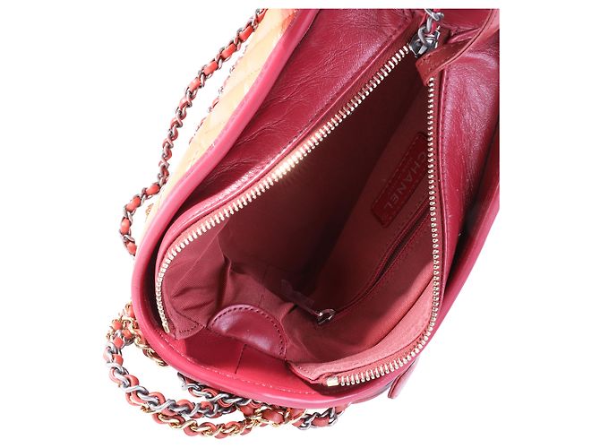 Piccola borsa hobo Gabrielle Chanel in pelle di vitello invecchiata chevron arancione e rossa Rosso - vista 5