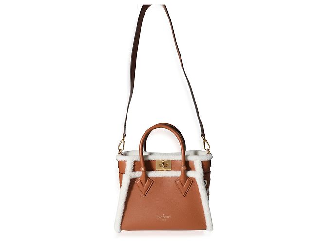 Louis Vuitton On My Side PM em couro de bezerro caramelo e shearling Marrom - vista 2