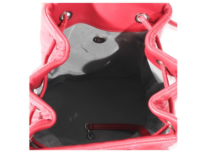 Zaino Chanel Red Quilted Calfskin Medium Covered CC Drawstring Rosa - vista 5